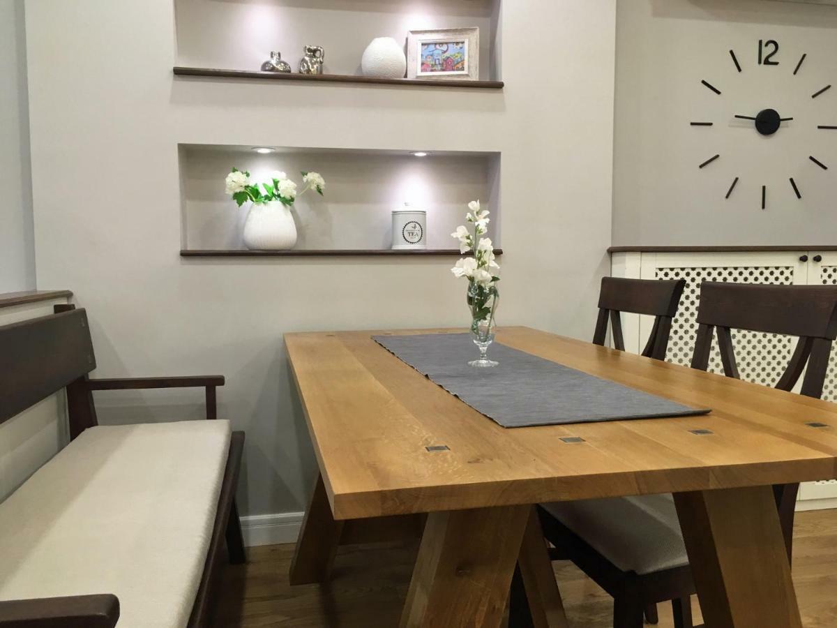 A Luxury Apartment With Patio And Bbq Sofya Dış mekan fotoğraf