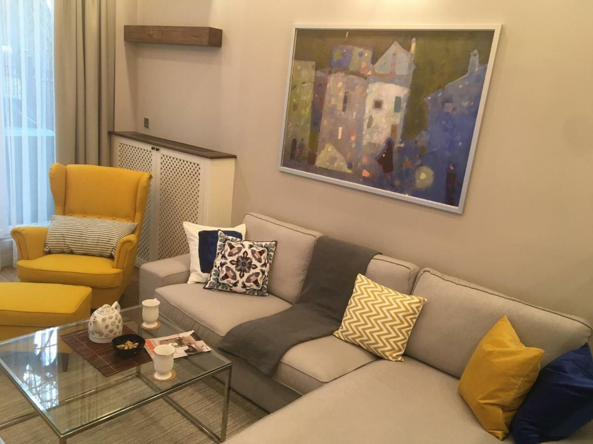 A Luxury Apartment With Patio And Bbq Sofya Dış mekan fotoğraf