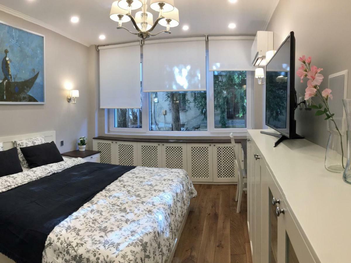 A Luxury Apartment With Patio And Bbq Sofya Dış mekan fotoğraf